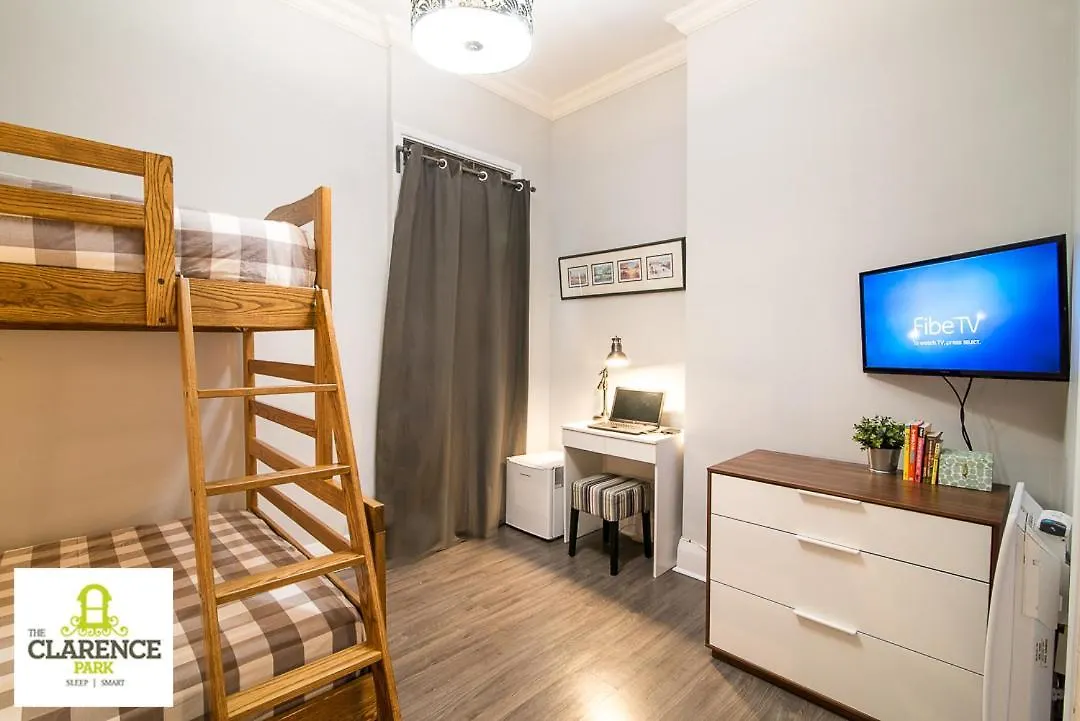 Hostel The Clarence Park Toronto 0*,